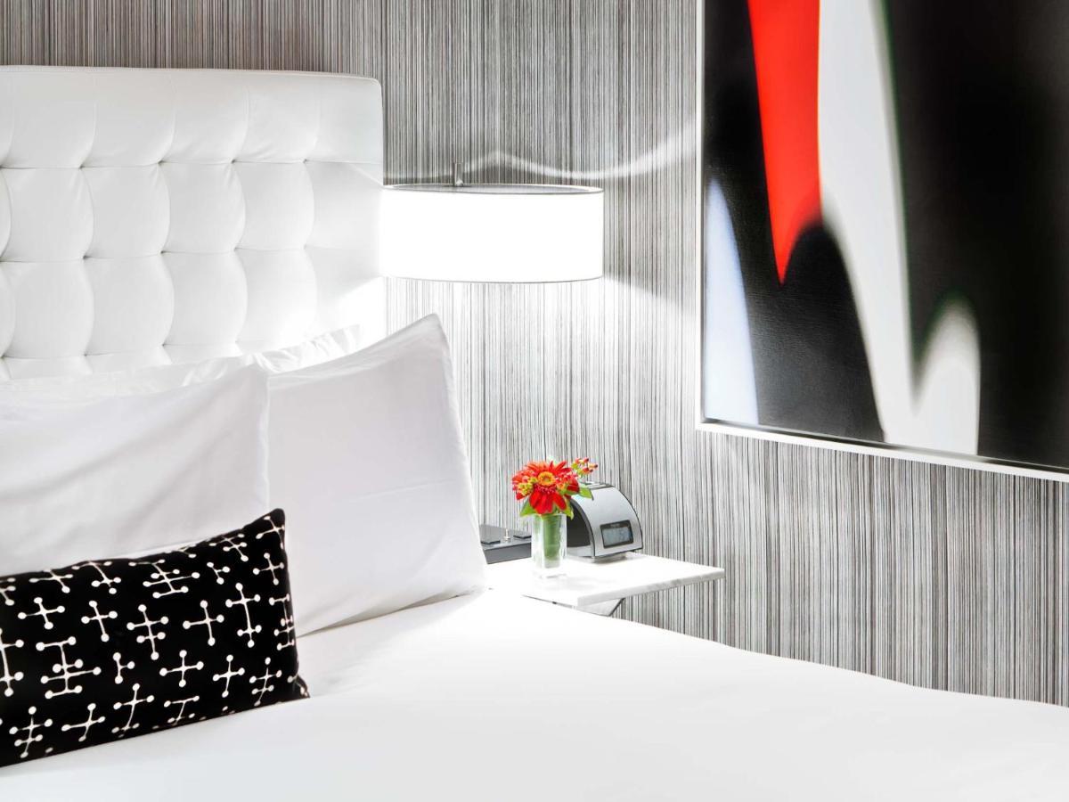 Chambre Lit King-Size - Accessible aux Personnes à Mobilité Réduite