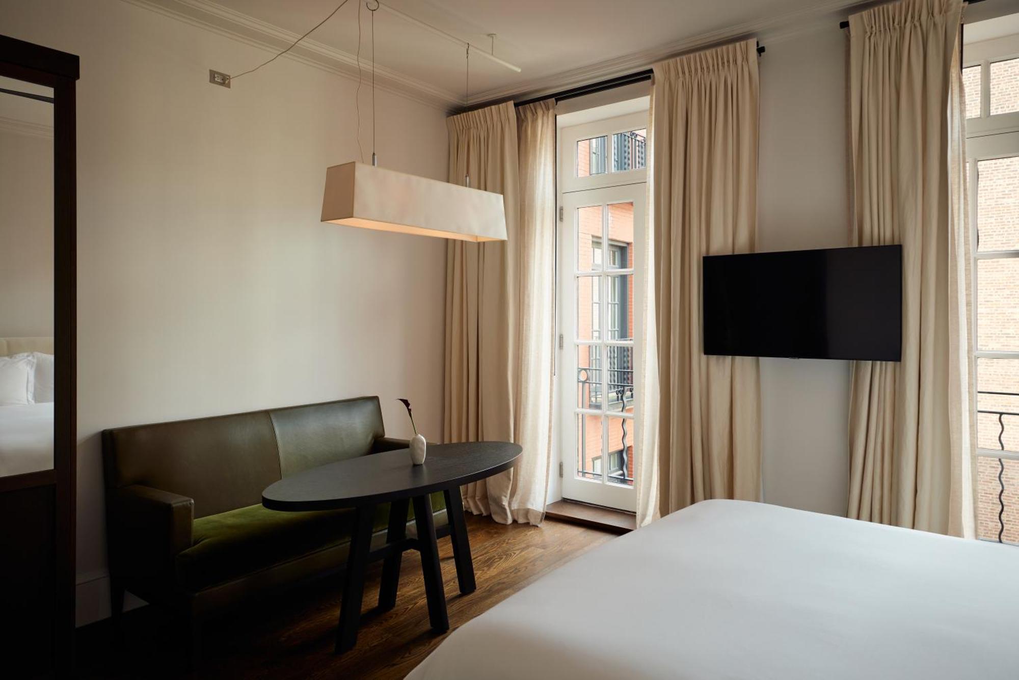 Chambre Côté Cour