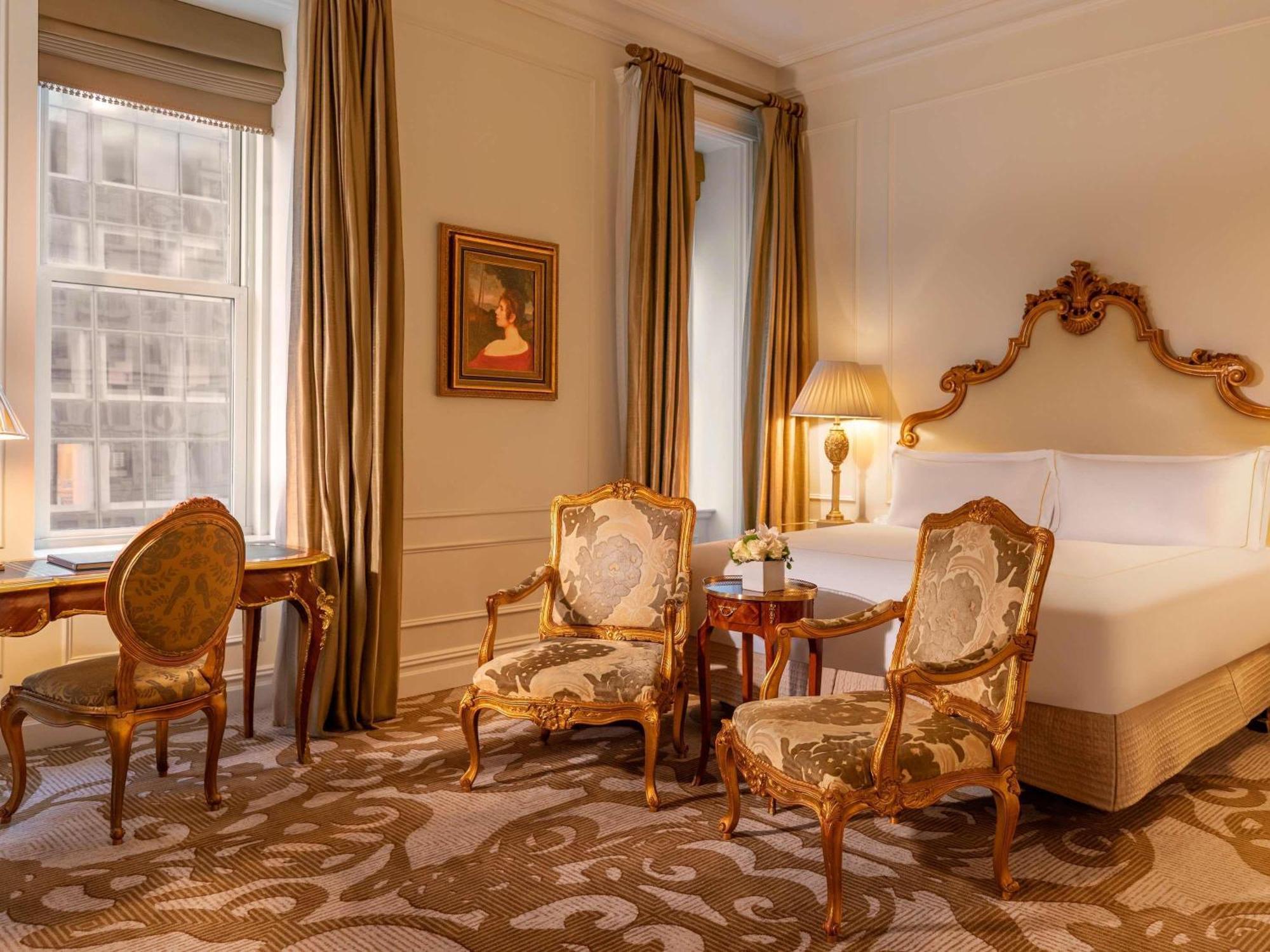 Chambre Lit King-Size de Luxe - Accessible aux Personnes à Mobilité Réduite